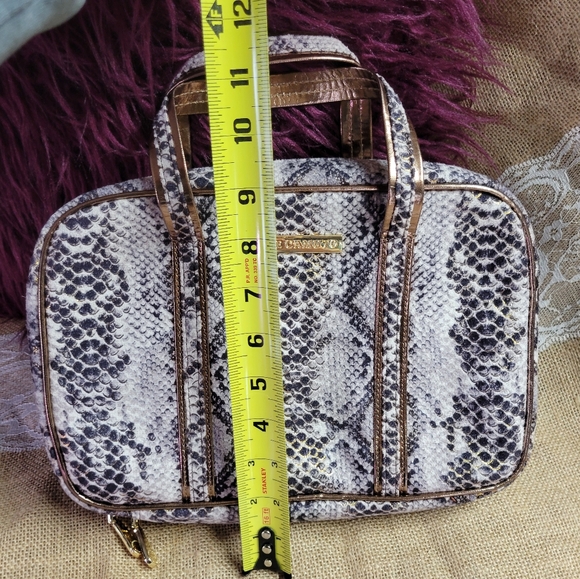 Vince Camuto extra large makeup case 3 pockets faux snakeskin - Picture 2 of 13